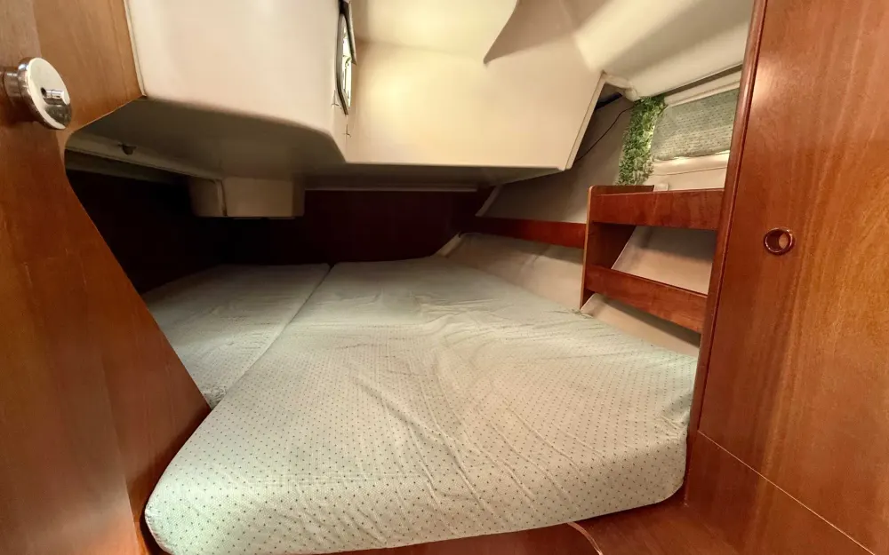 slider 9 Beneteau Oceanis 351