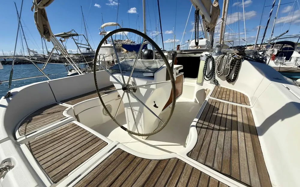 slider 14 Beneteau Oceanis 351