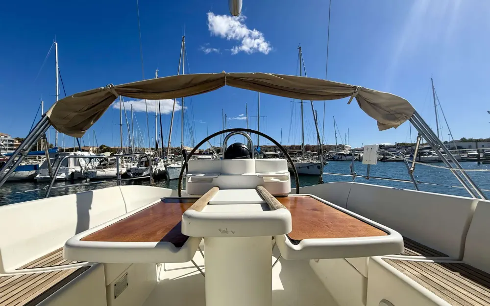 slider 2 Beneteau Oceanis 351