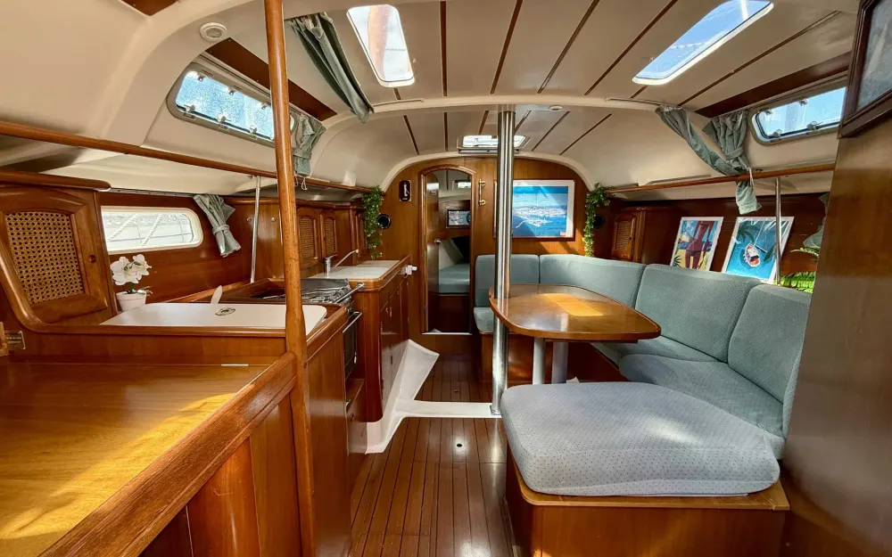slider 4 Beneteau Oceanis 351