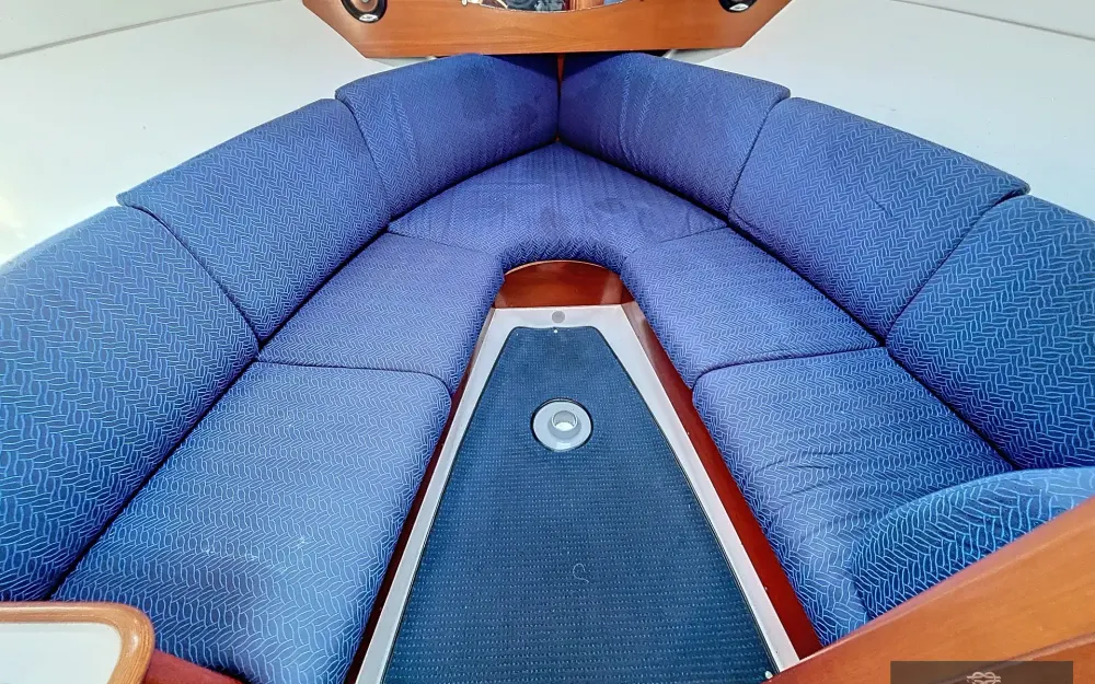 slider 10 Beneteau Flyer 701