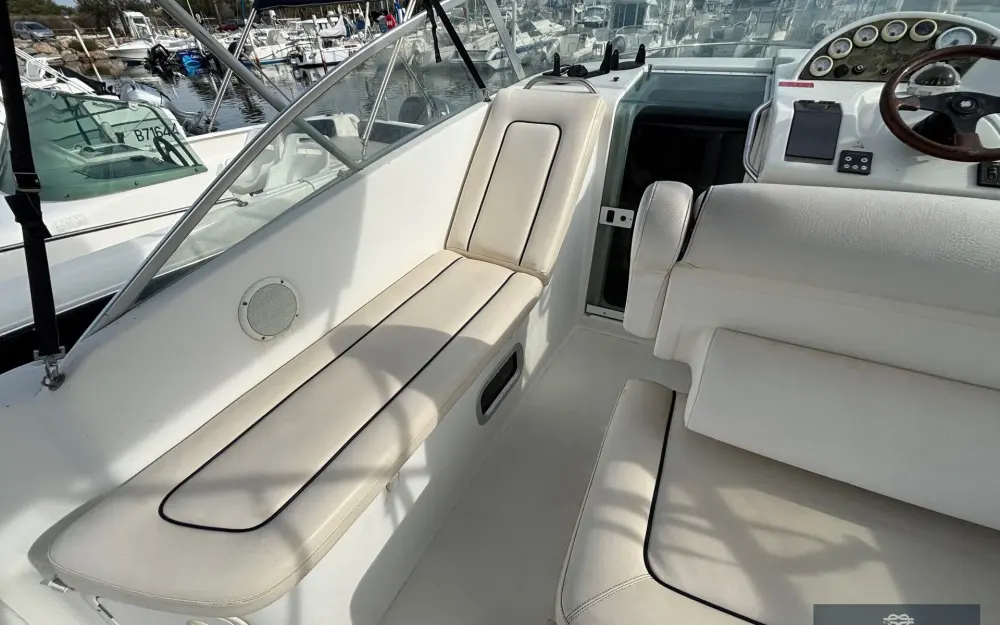 slider 2 Beneteau Flyer 701