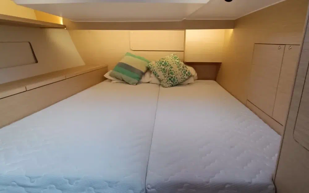 slider 30 Dufour 470