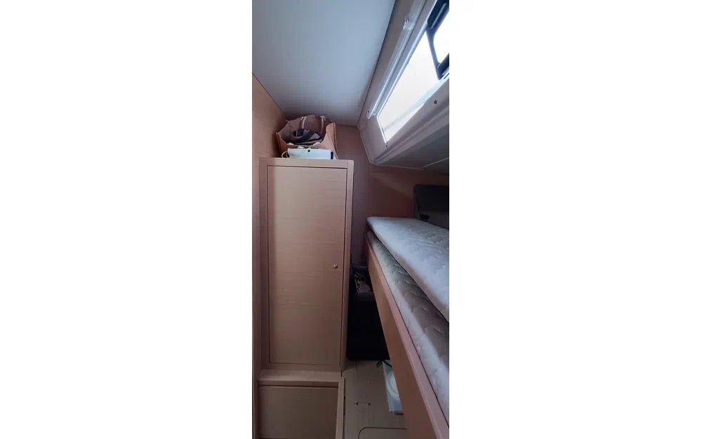 slider 34 Dufour 470