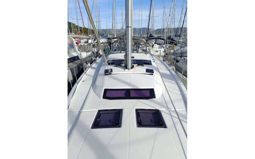 slider 8 Dufour  470