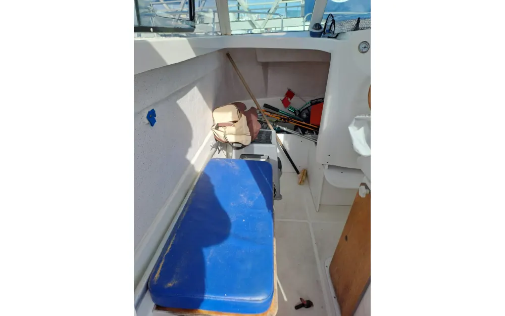 slider 15 Beneteau Antares 620 Fishing