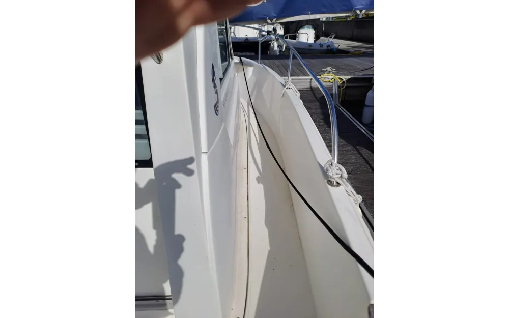 slider 28 Beneteau Antares 620 Fishing