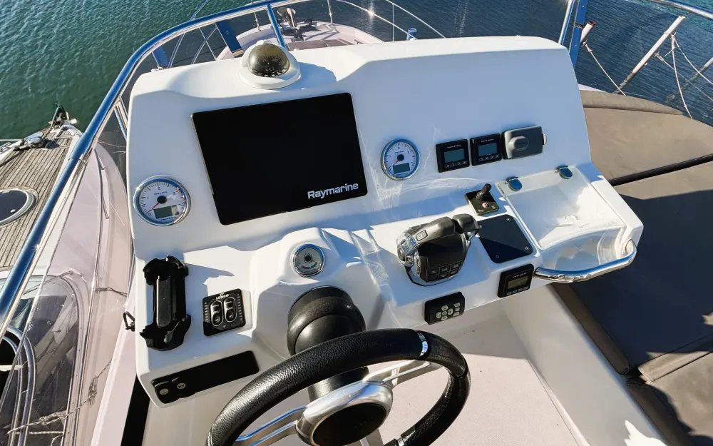slider 34 Jeanneau Prestige 420 Fly