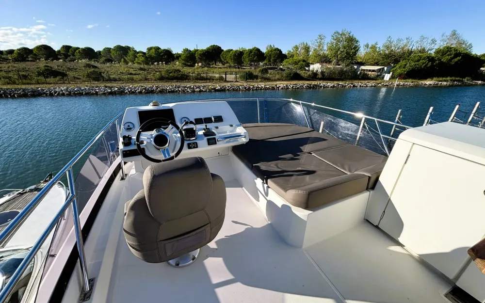slider 38 Jeanneau Prestige 420 Fly