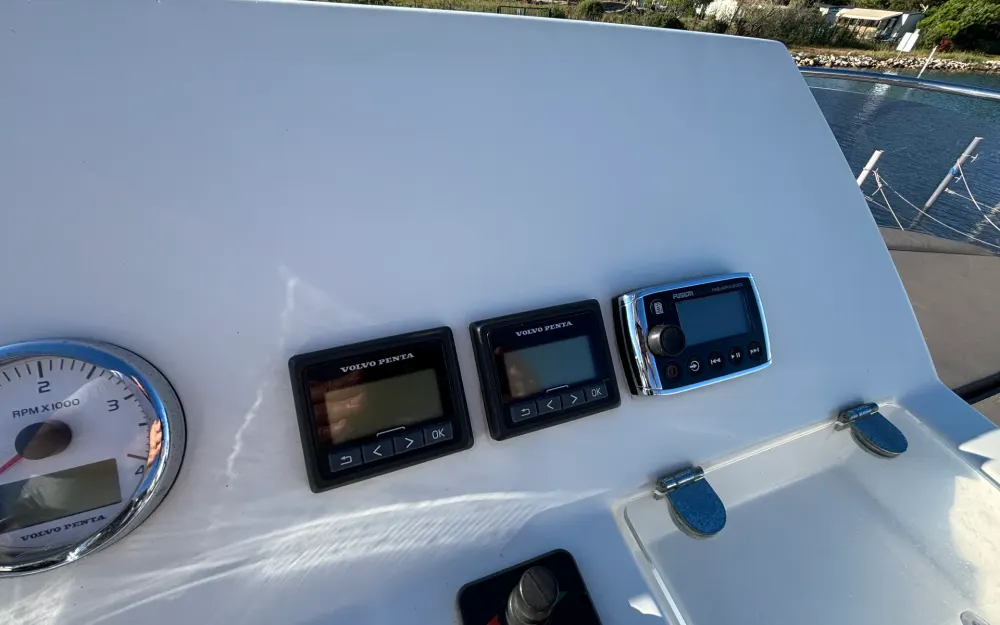 slider 51 Jeanneau Prestige 420 Fly