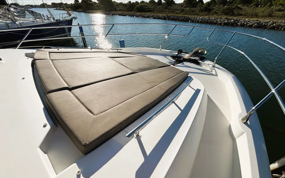 slider 55 Jeanneau Prestige 420 Fly