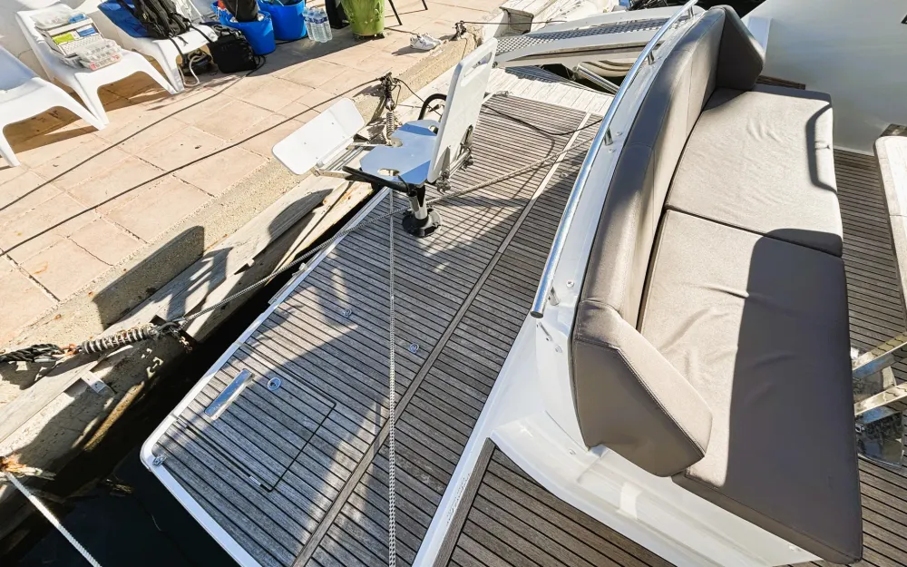 slider 66 Jeanneau Prestige 420 Fly