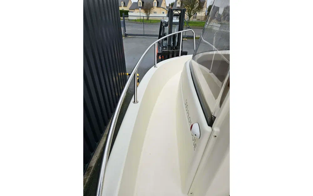 slider 12 Quicksilver 500 Pilothouse