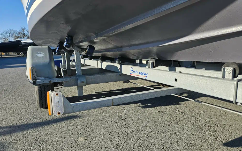 slider 14 Quicksilver 500 Pilothouse