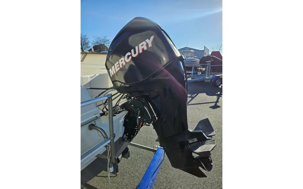 slider 17 Quicksilver 500 Pilothouse