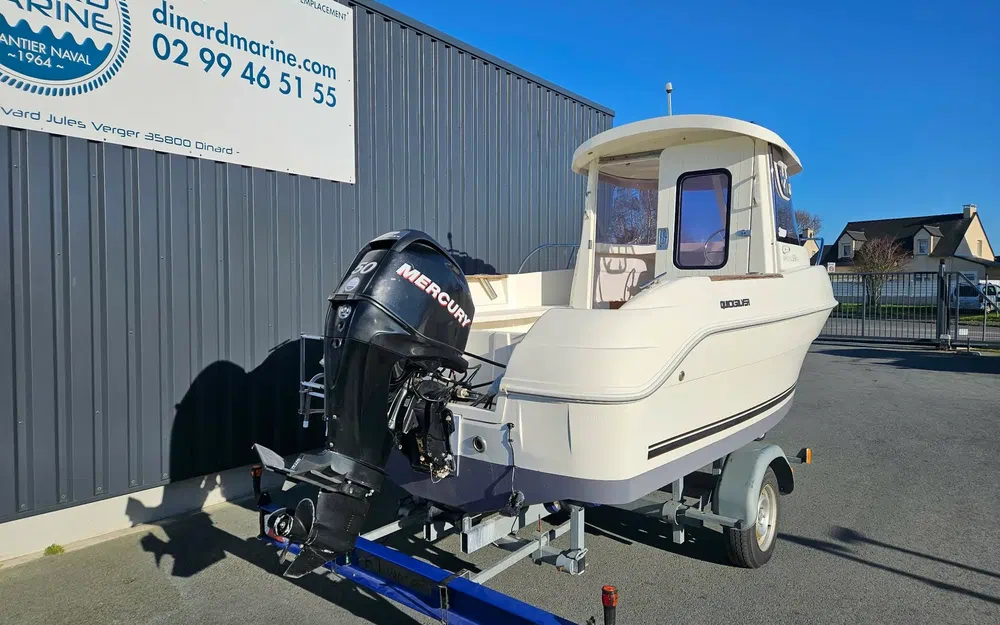 slider 20 Quicksilver 500 Pilothouse