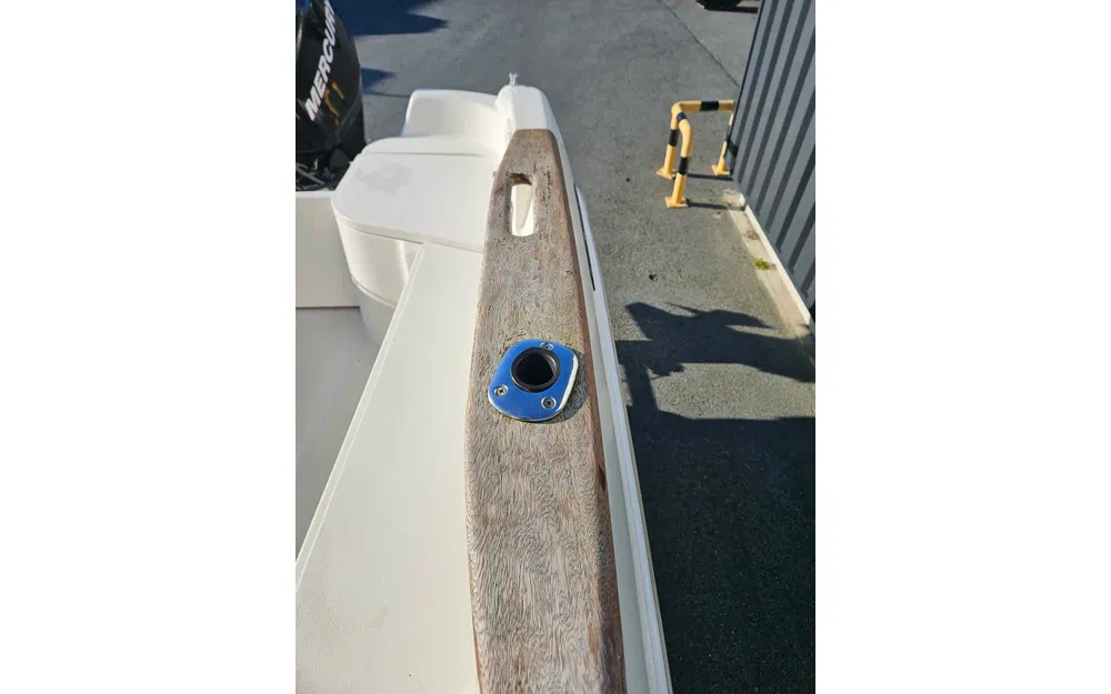 slider 22 Quicksilver 500 Pilothouse