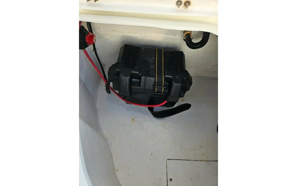 slider 4 Quicksilver 500 Pilothouse