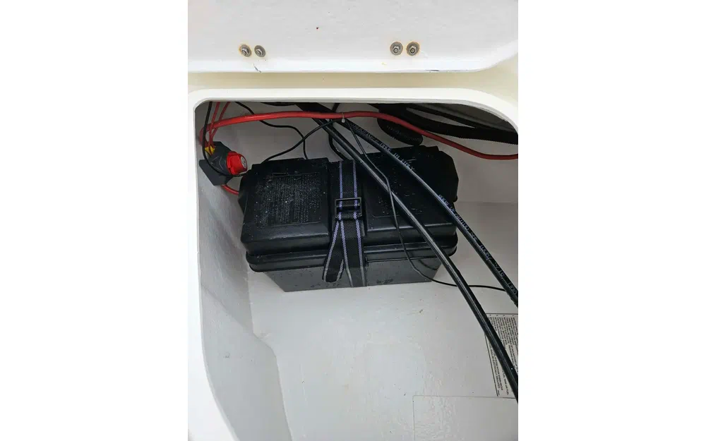 slider 7 Quicksilver 500 Pilothouse