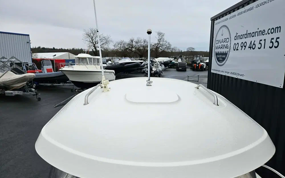 slider 9 Quicksilver 500 Pilothouse
