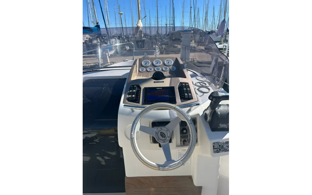 slider 10 Sessa Marine Key Largo 26
