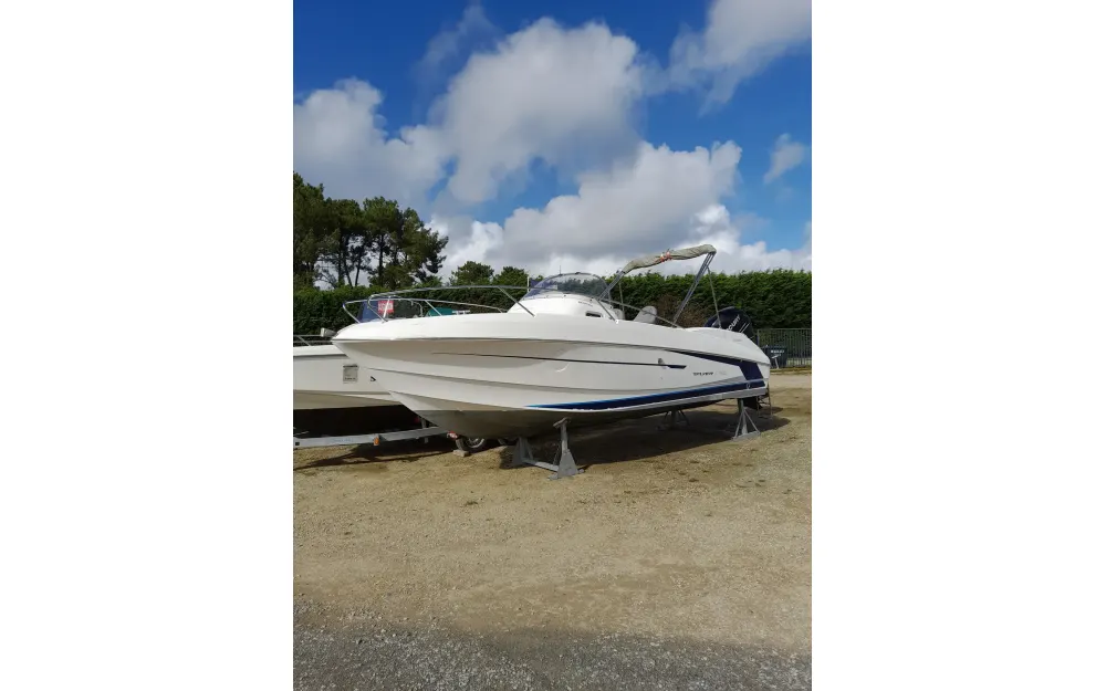 slider 0 Beneteau Flyer 750 Sun Deck