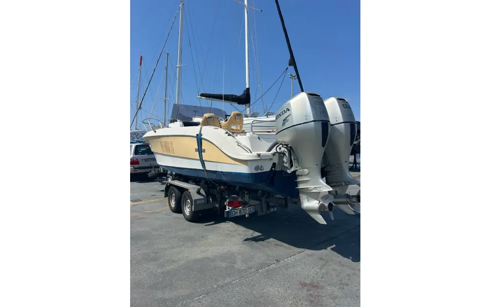 slider 1 Sessa Marine Key Largo 26