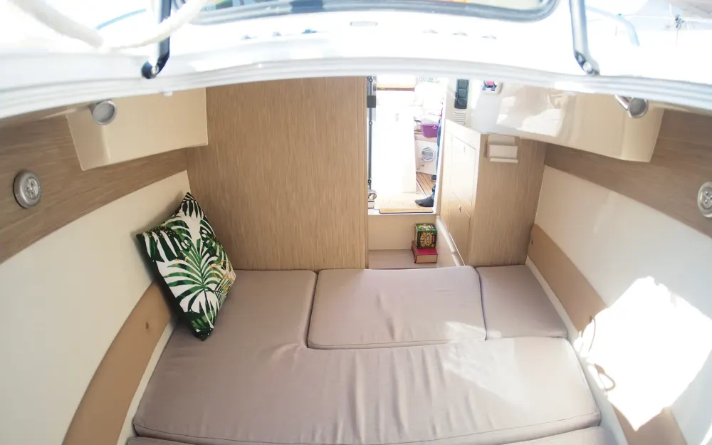 slider 4 Nuova Jolly Prince 28 Sport Cabine