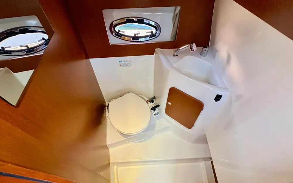 slider 21 Beneteau Antares 8.80
