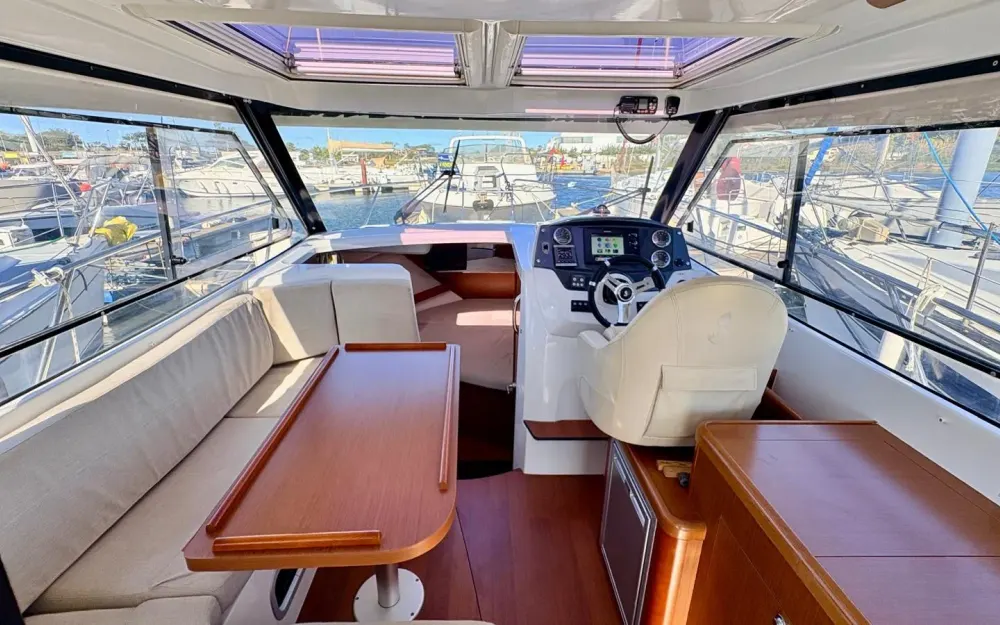 slider 8 Beneteau Antares 8.80