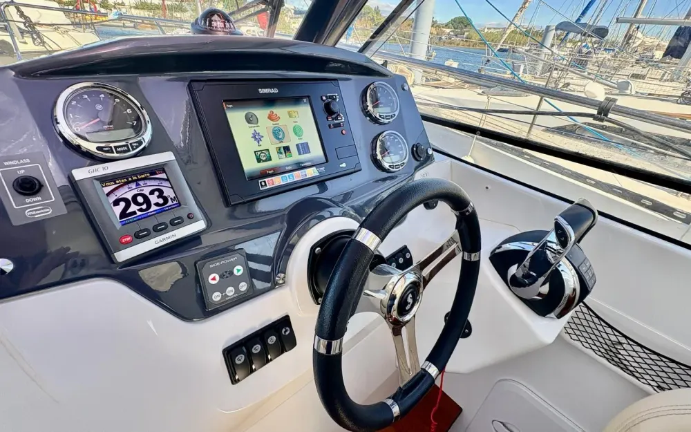 slider 14 Beneteau Antares 8.80