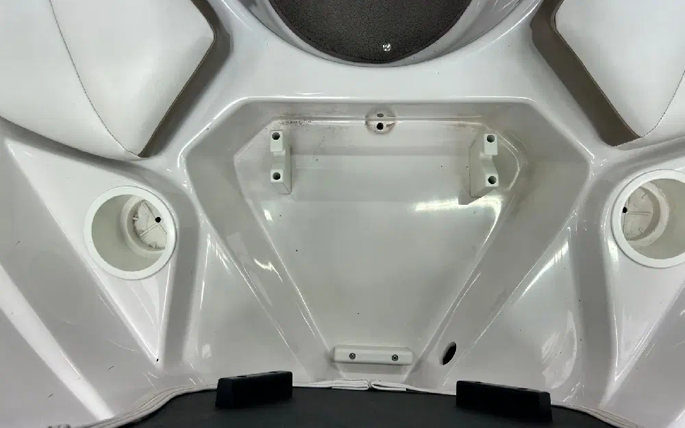 slider 6 Four Winns Horizon 190