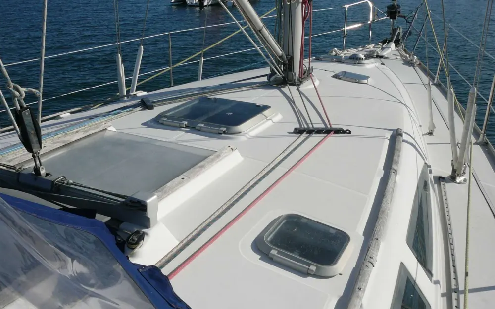 slider 12 Jeanneau Sun Odyssey 40