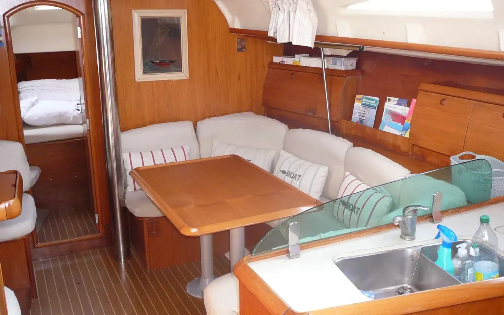 slider 3 Jeanneau Sun Odyssey 40