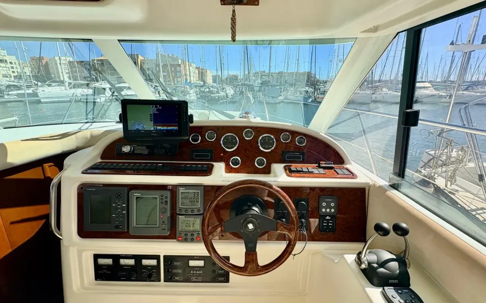 slider 21 Jeanneau Prestige 36 Fly