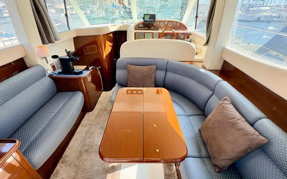 slider 15 Jeanneau Prestige 36 Fly