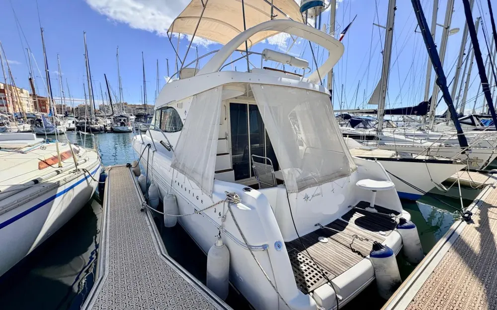 slider 33 Jeanneau Prestige 36 Fly