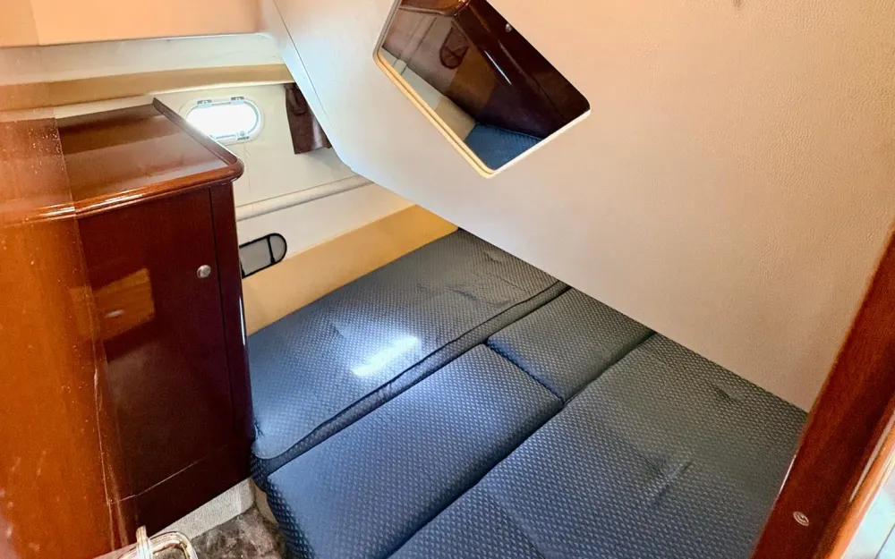 slider 28 Jeanneau Prestige 36 Fly