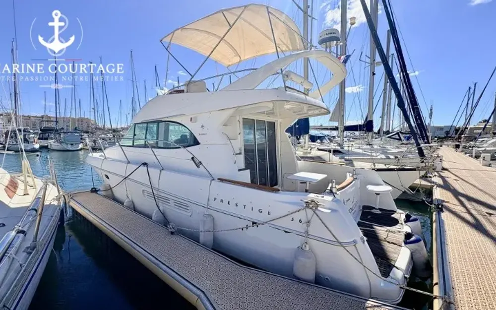 slider 0 Jeanneau Prestige 36 Fly