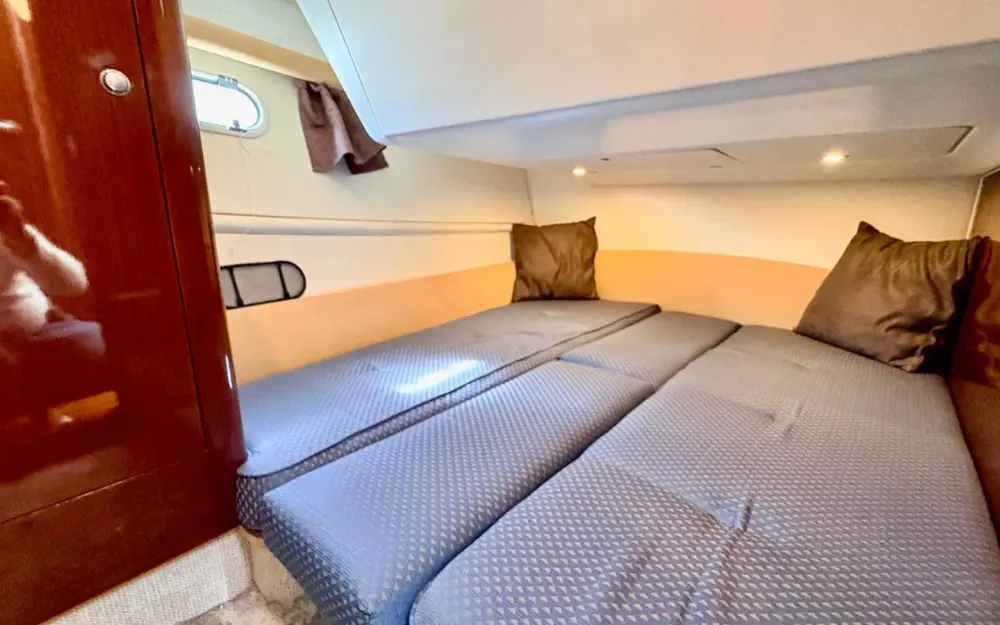slider 27 Jeanneau Prestige 36 Fly