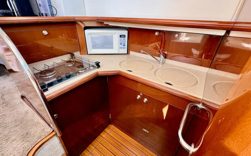 slider 19 Jeanneau Prestige 36 Fly