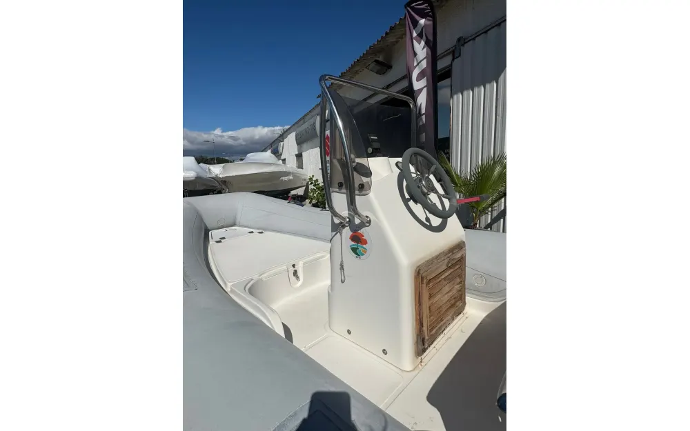 slider 5 Capelli Tempest 430Open