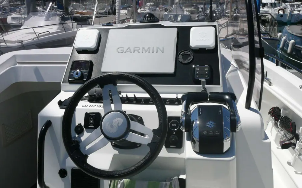 slider 0 Beneteau Flyer 9 Spacedeck