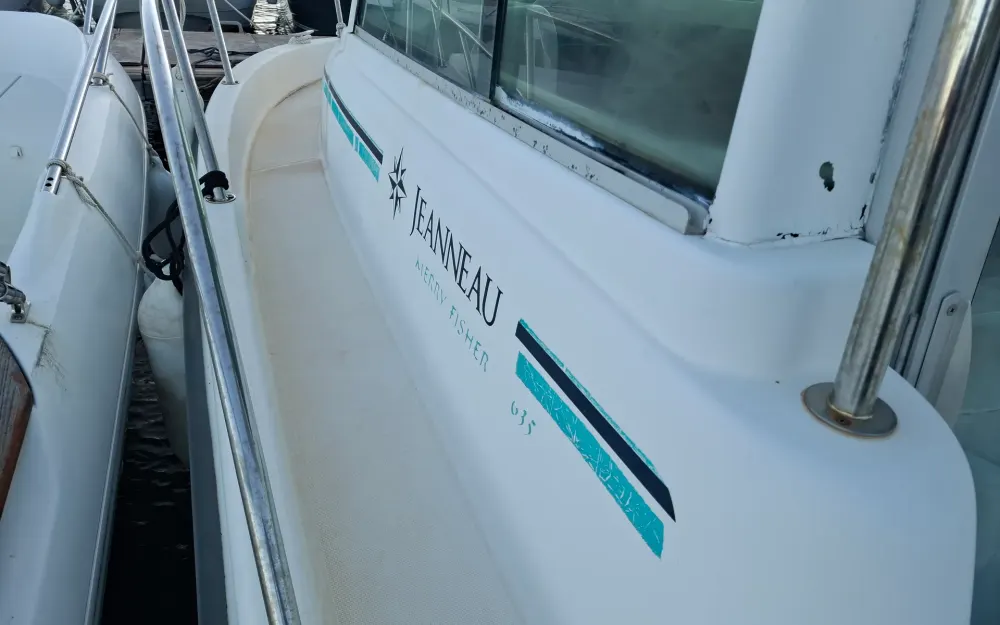 slider 16 Jeanneau Merry Fisher 635