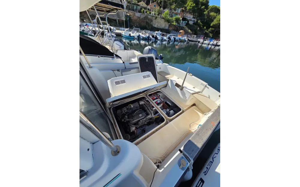 slider 6 Jeanneau Merry Fisher 635
