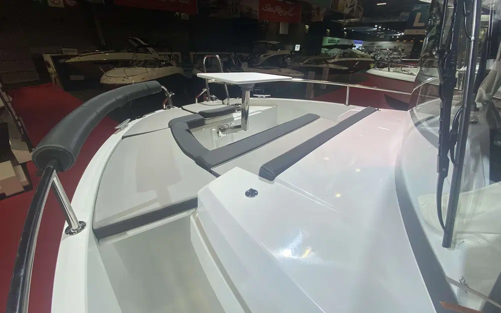 slider 11 Jeanneau Merry Fisher 795