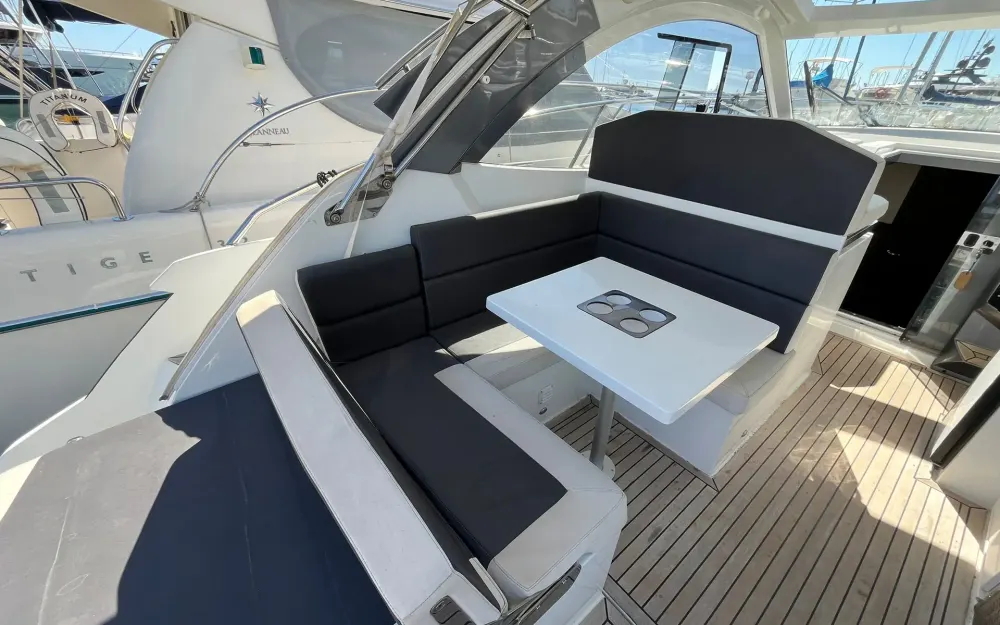 slider 9 Galeon  335 HTS