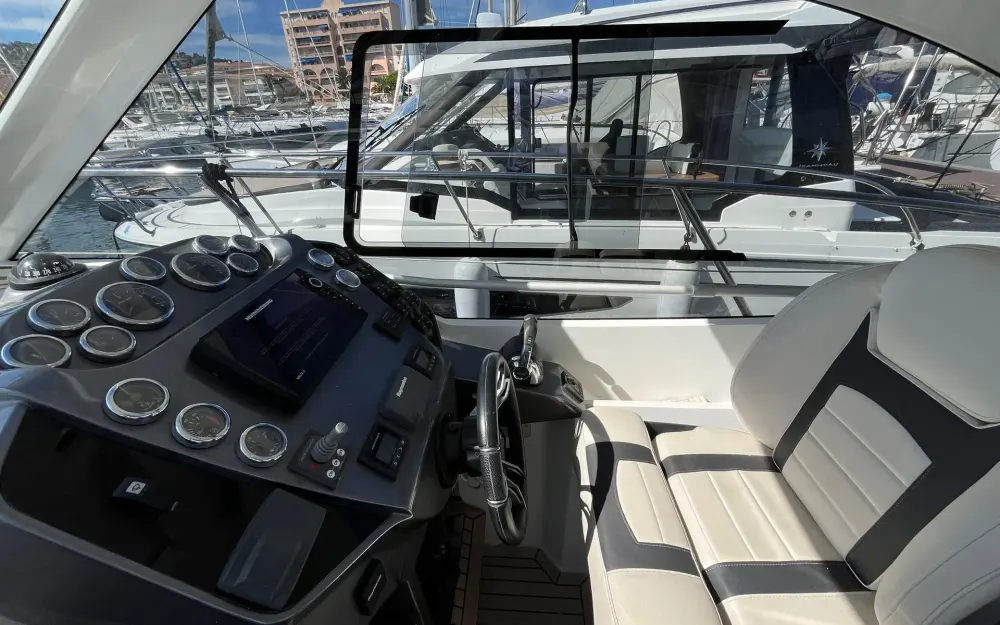 slider 13 Galeon  335 HTS