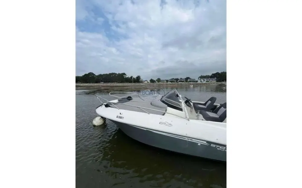 slider 4 Galia  570 Sun Deck