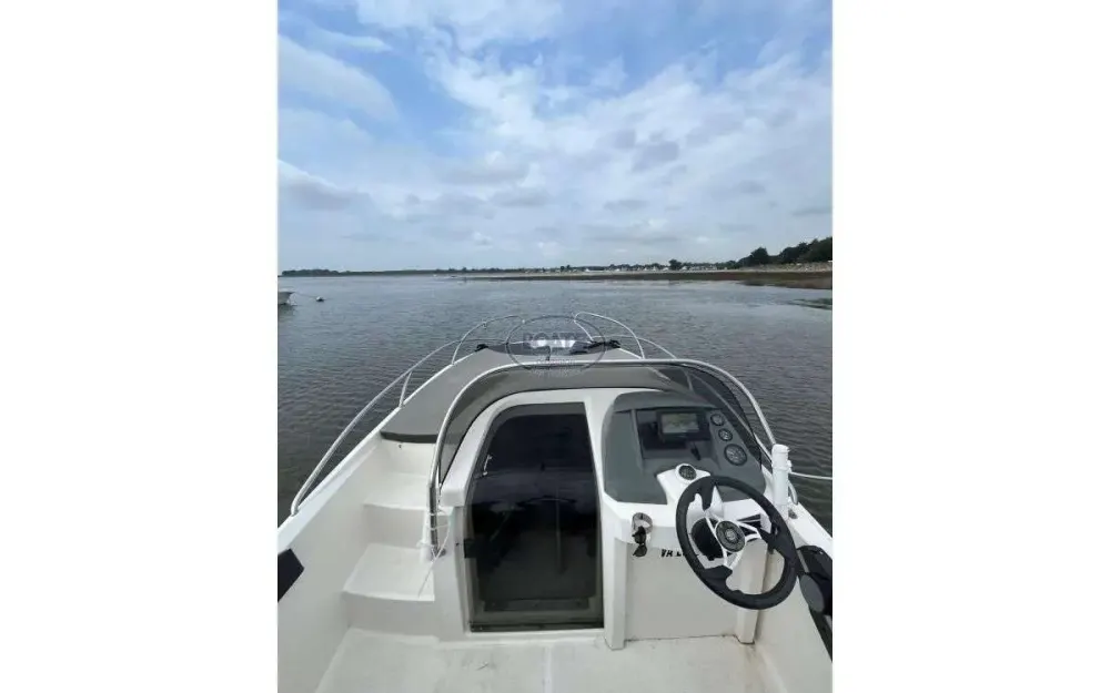 slider 5 Galia  570 Sun Deck